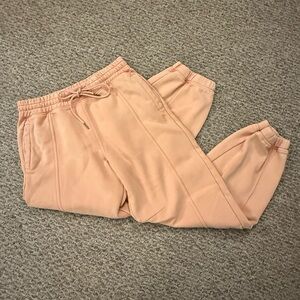 Free people Peach Jogger sweatpant size medium